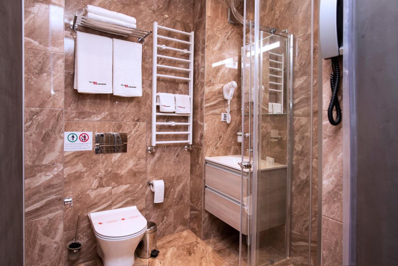 Family Hotel Business Club Shumen Esterno foto
